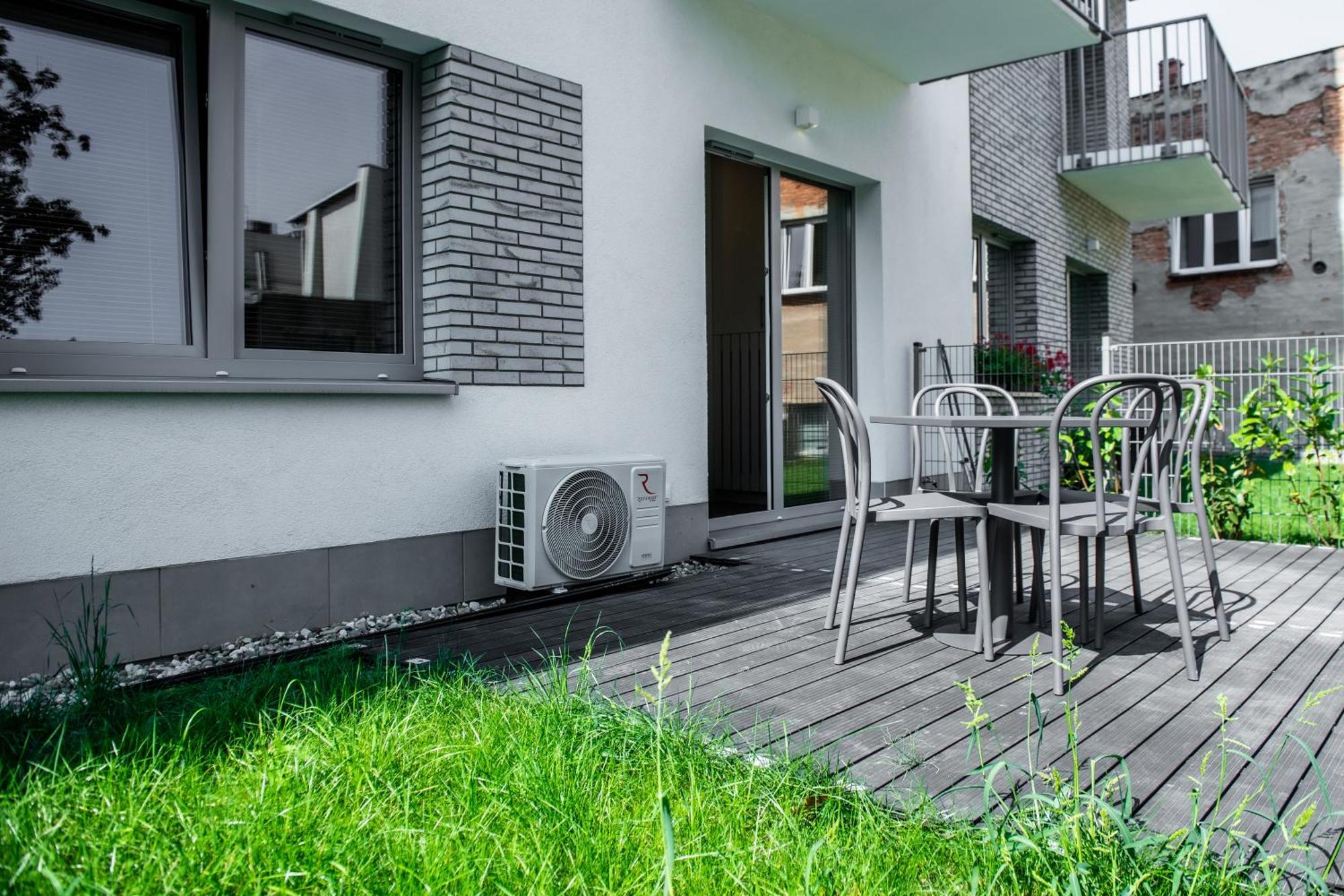 Apartament Mikolowska Z Tarasem Gliwice Esterno foto